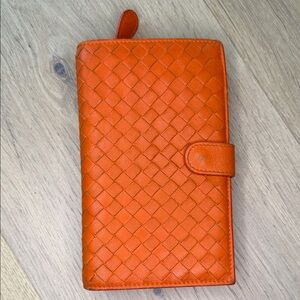 Bottega Veneta Intercciato Leather Wallet